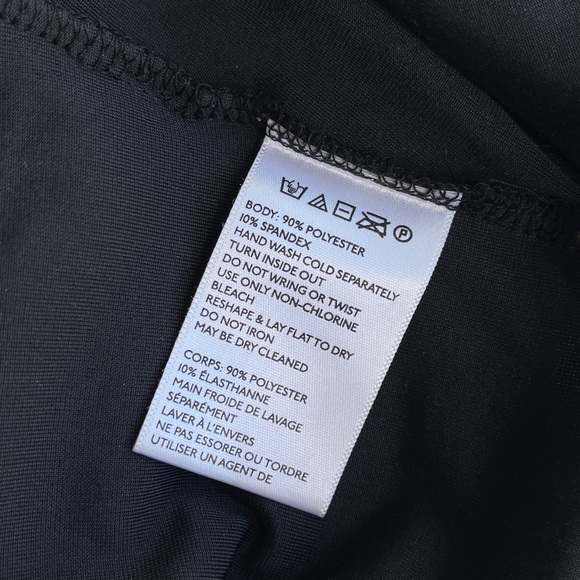 URBAN OUTFITTERS Kimchi Blue Velvet Black Long Sleeve Crop Top US Size XS - Picture 4 of 5